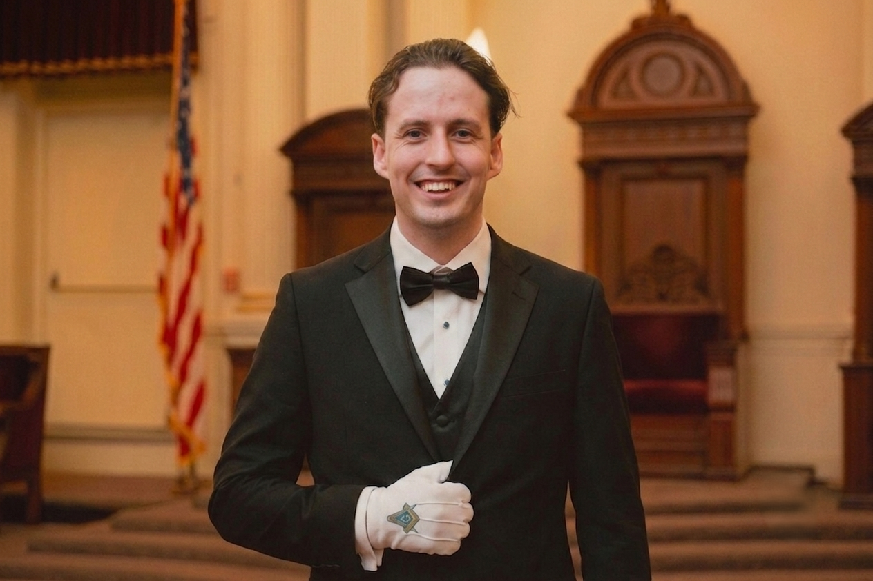 Bro∴ Matheus Meneghelli — Senior Deacon